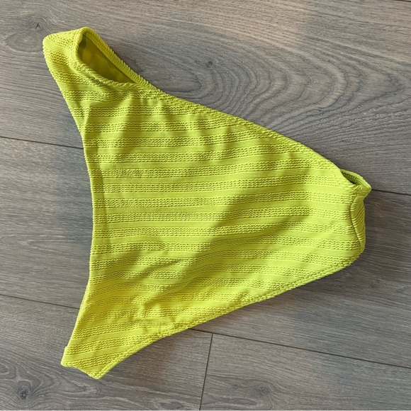 NWT Abercrombie & Fitch Moderate Bikini Bottoms Size Large Textured Yellow Green - Picture 5 of 5